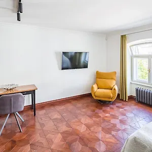 Romari апартименти площа ринок Lviv
